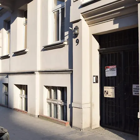 Апартаменти Vintage Antresola Mtp Sala Ziemi Stare Zoo *