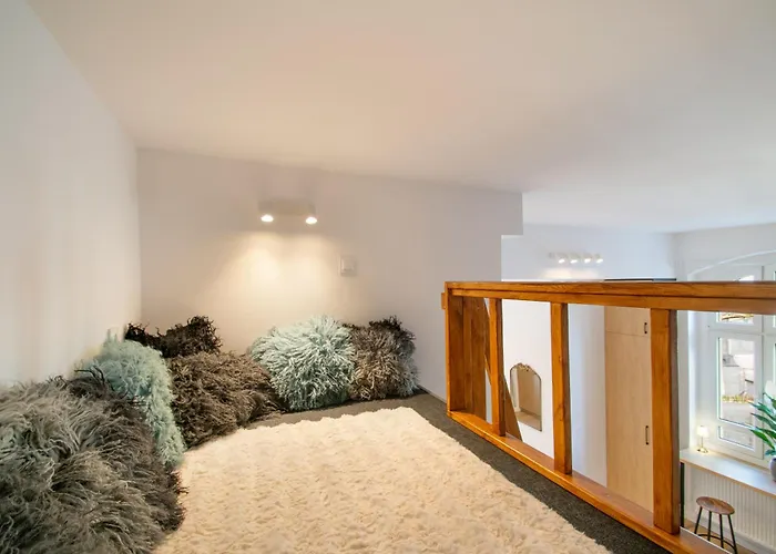 Vintage Antresola Mtp Sala Ziemi Stare Zoo * Poznan